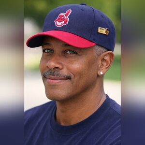 ⚾️ Cleveland Indians 1992 Baseball Stadium Sunoco Pin